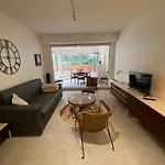 Spacieux Renove Avec Terrasse Et Parking Prive - Fr-1-374-99 *
